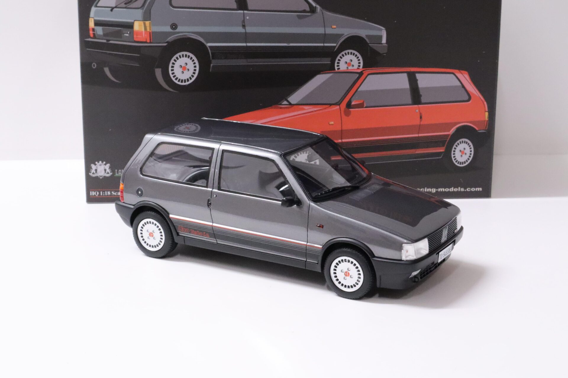 1:18 Laudoracing-Model Fiat Uno Turbo I.E. 1987 grey metallic