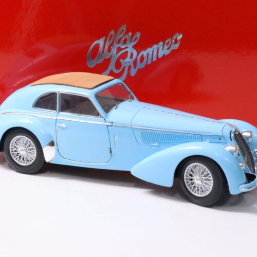 1:18 Minichamps Alfa Romeo 8C 2900B Lungo 1938 light blue - Image 2