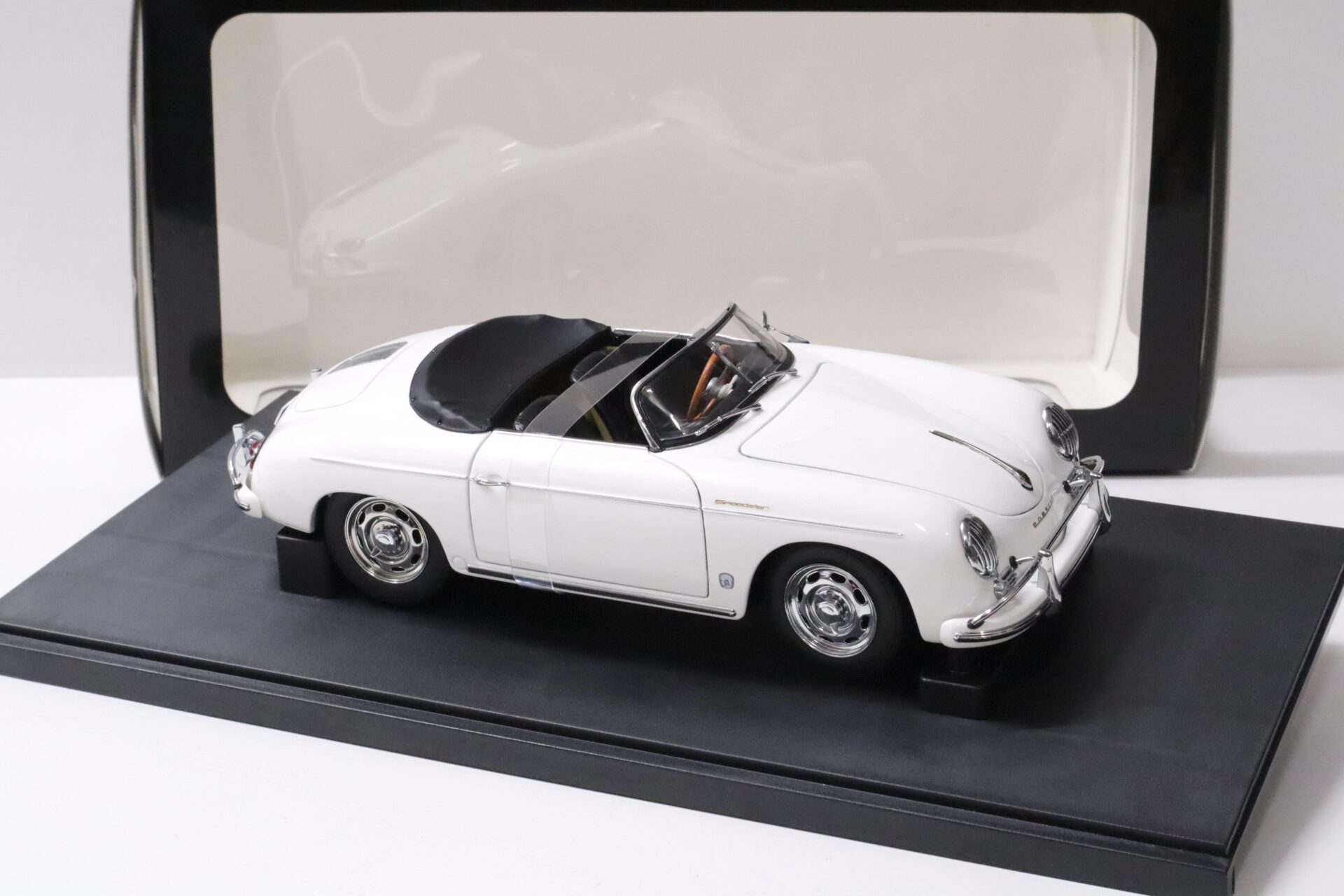 1:18 AUTOart Porsche 356A Speedster white