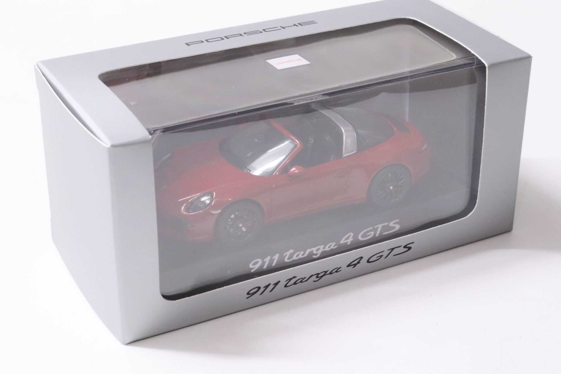 1:43 Schuco Porsche 911 991 Targa 4 GTS dark red DEALER VERSION
