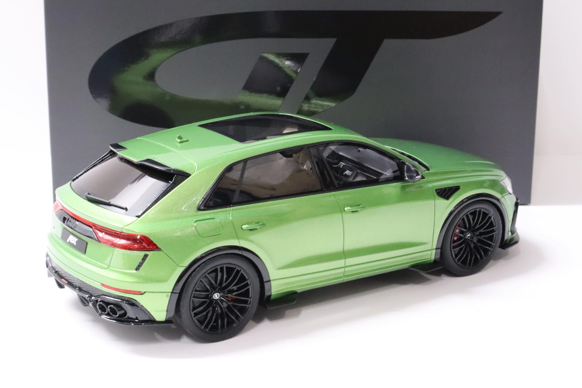 1:18 GT Spirit GT283 Audi ABT RSQ8-R java green metallic 2020