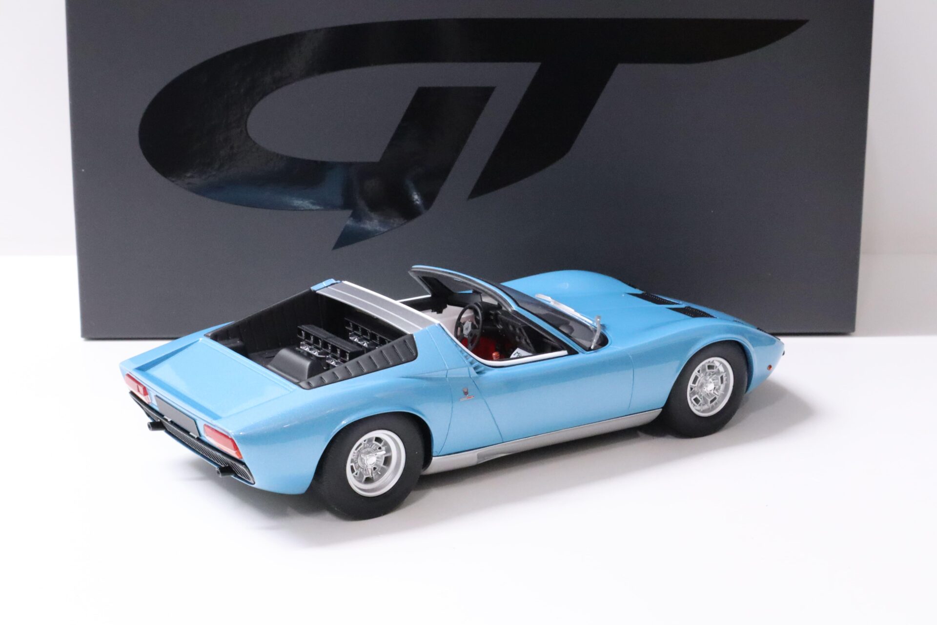 1:18 GT Spirit GT324 Lamborghini Miura P400S Roadster blue metallic 1968