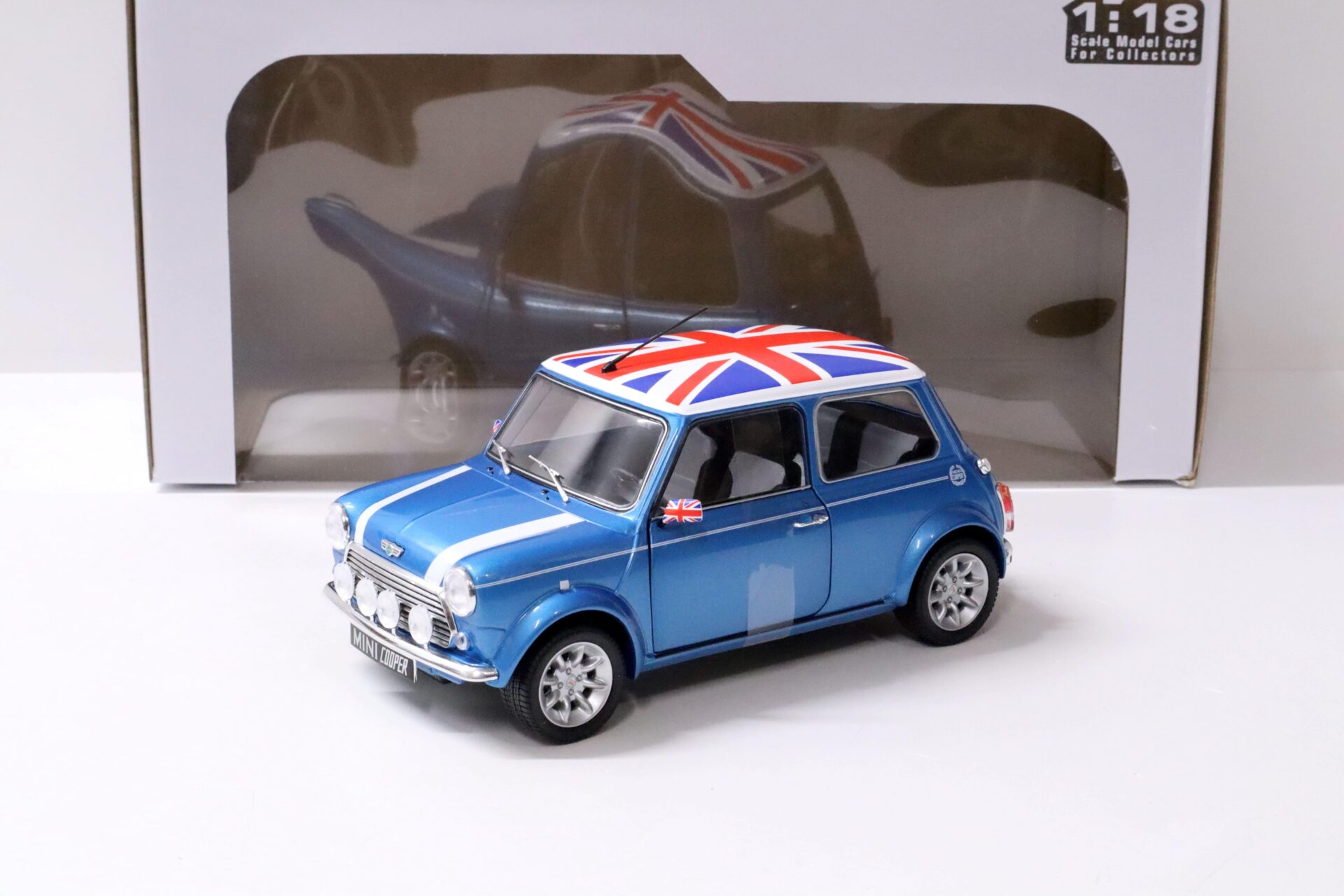 ID 59348 orig.jpg 1:18 Solido Mini Cooper Sport Fisherman blue 1997
