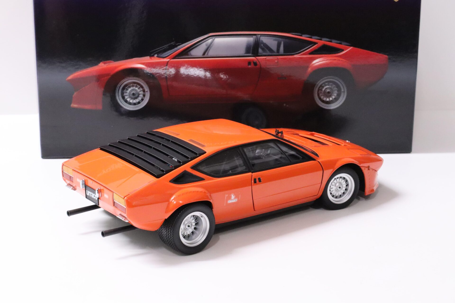 1:18 Kyosho Lamborghini Urraco Rally orange