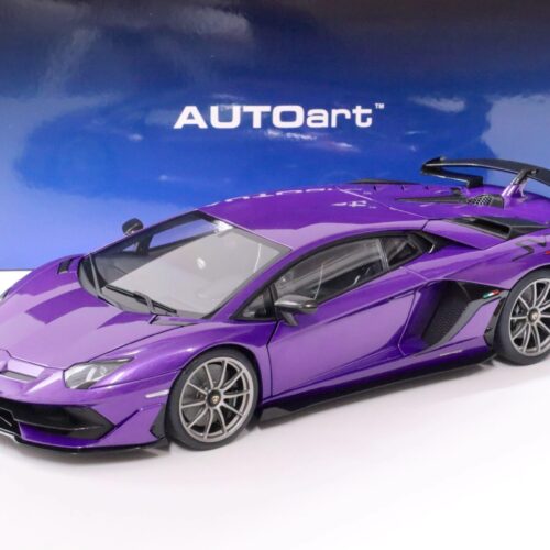 1:18 AUTOart Lamborghini Aventador SVJ 2019 Viola Pasifae/ Pearl purple