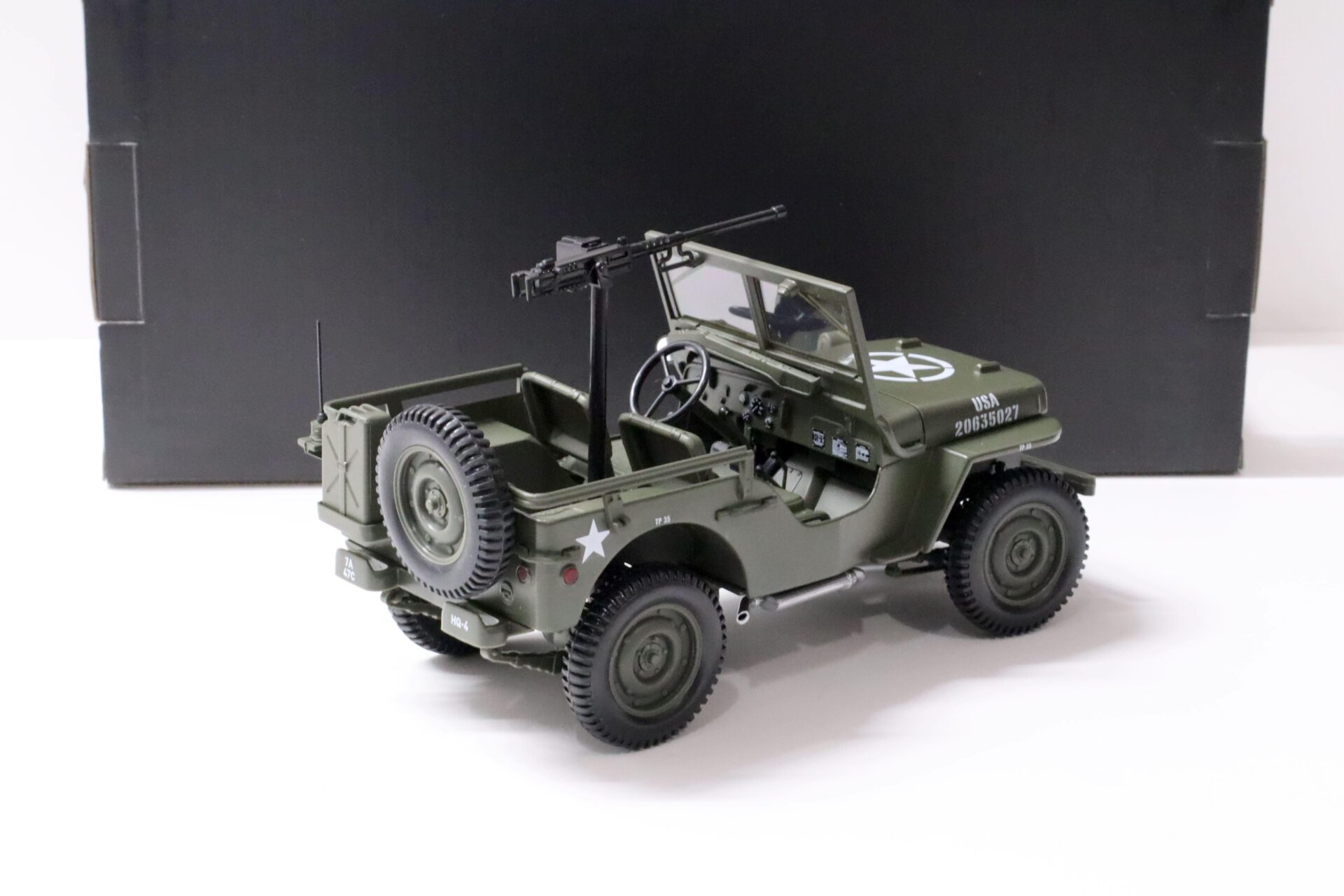 1:18 Norev Jeep Military Vehicle US Army 1942 green