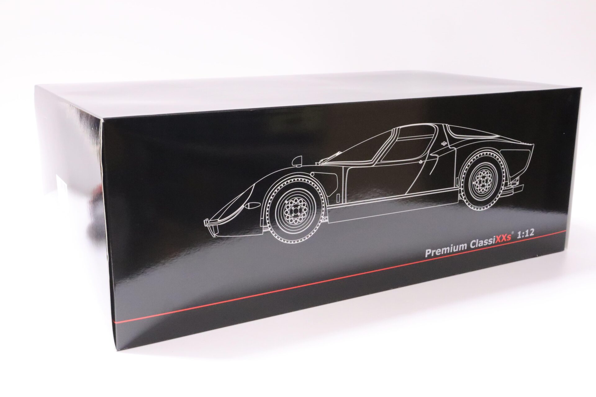 1:12 Premium ClassiXXs Alfa Romeo Tipo 33 Stradale red/ silver wheels