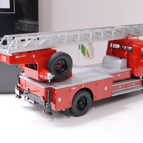 1:18 Schuco Mercedes L322 mit Drehleiter METZ DL22 Feuerwehr red