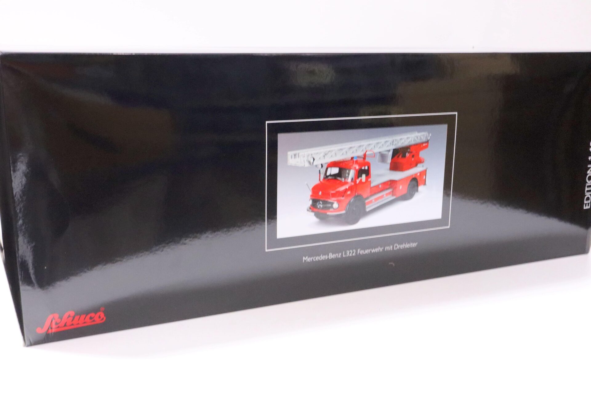 1:18 Schuco Mercedes L322 mit Drehleiter METZ DL22 Feuerwehr red