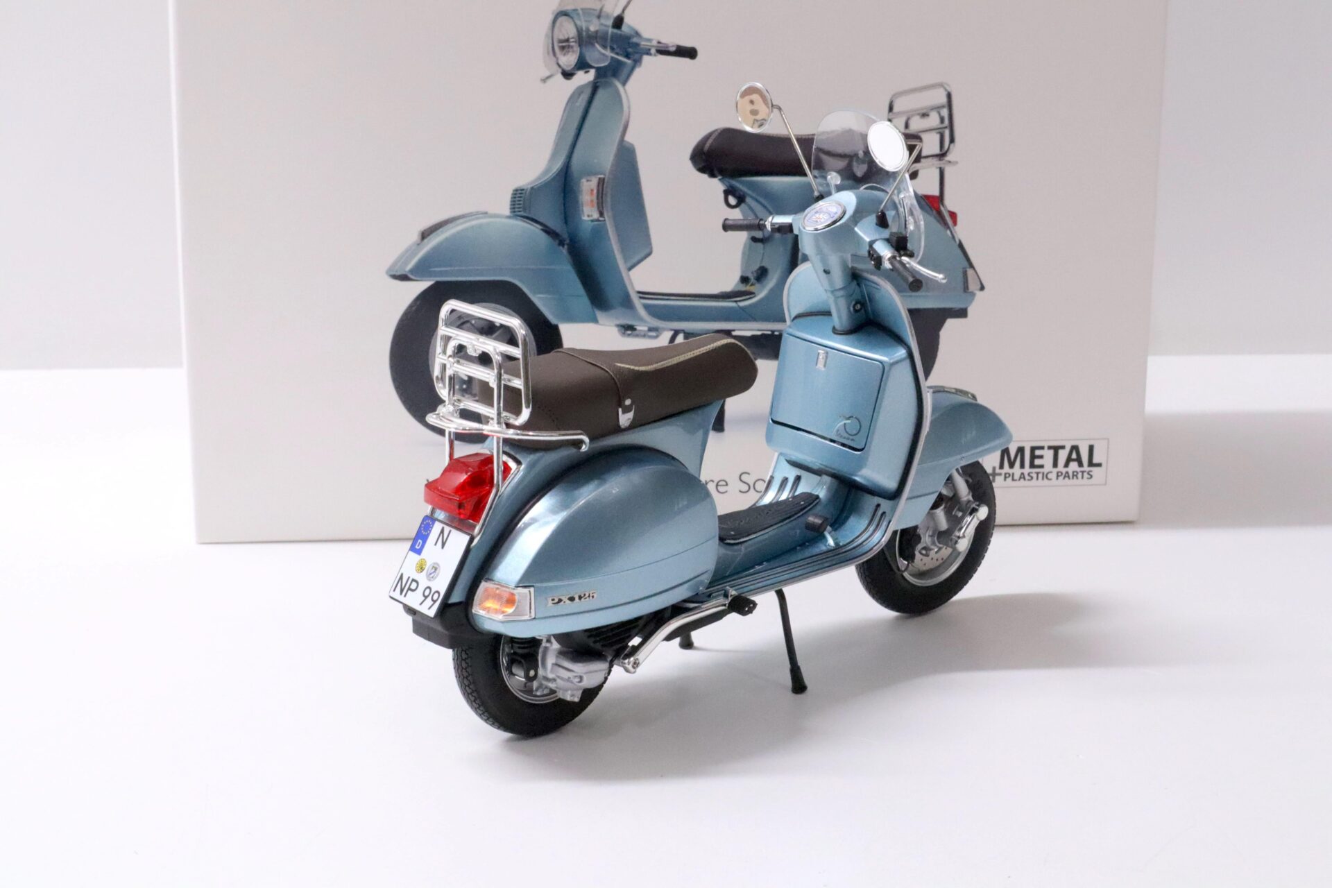 1:10 Schuco Vespa PX 125 blue metallic "70 Jahre Sonderedition"