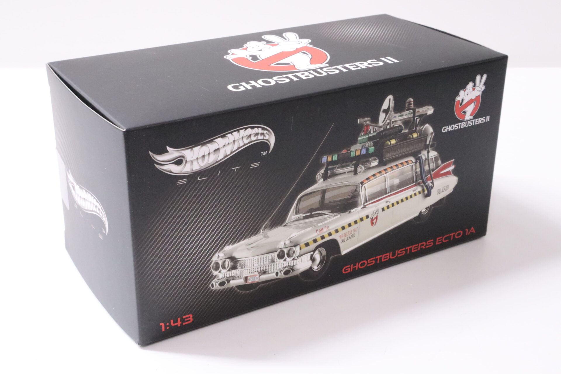 ID 59685 orig.jpg 1:43 Hot Wheels Elite 1959 Cadillac Miller GHOSTBUSTERS ECTO 1A white SEALED