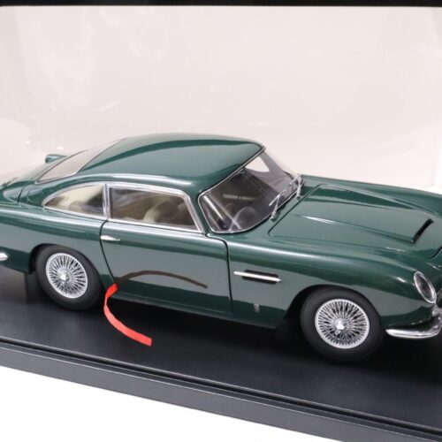 1:18 AUTOart Aston Martin DB5 Coupe dark green