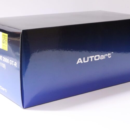 1:18 AUTOart Nissan Skyline 2000 GT-R (KPGC110) white 1973 - Image 4