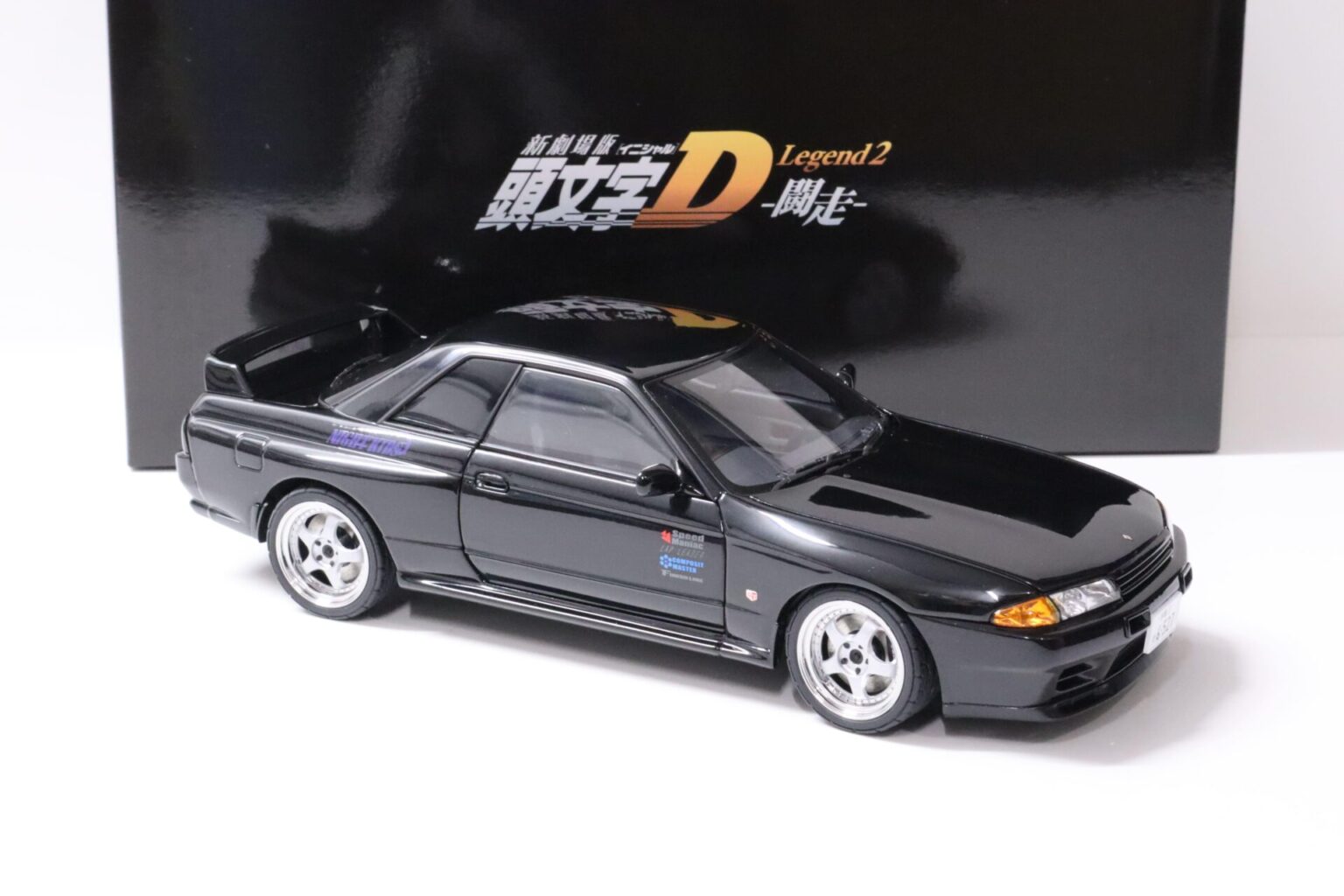 Legend R32 1:18 AUTOart Nissan Skyline GT-R (R32) V-SPEC II INITIAL D “Legend 2 ...