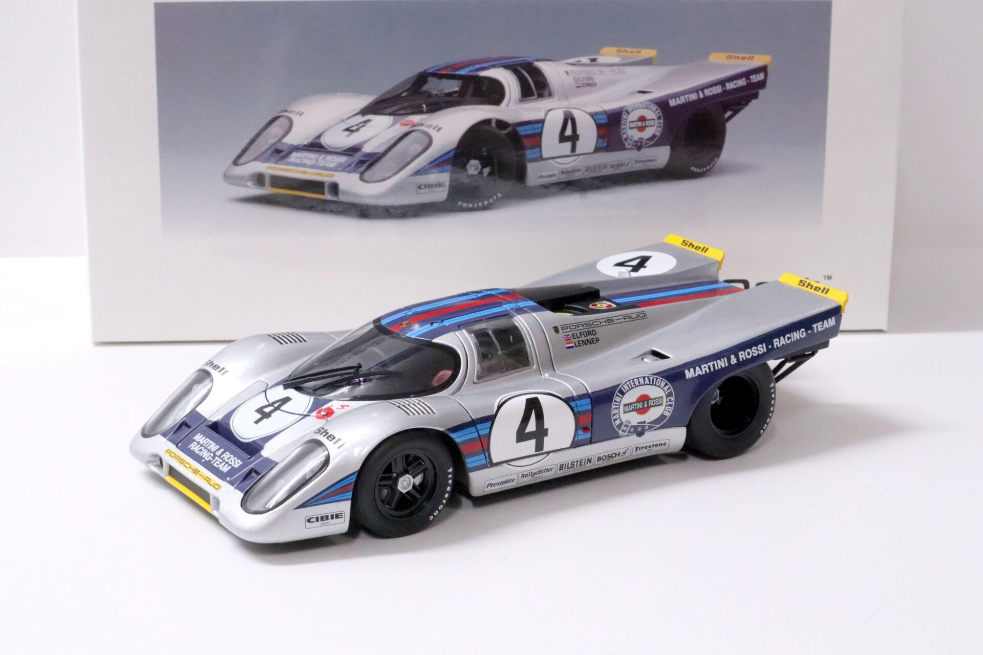 ID 59883 orig.jpg 1:18 AUTOart Porsche 917K 24h Daytona 191 VIC Elford/ Van Lennep #4 MARTINI Racing