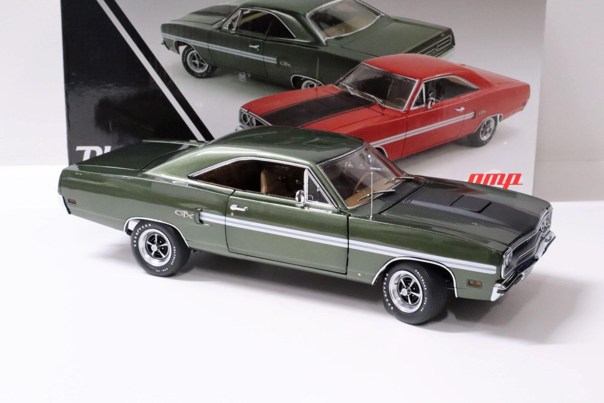 1:18 GMP 1970 Plymouth GTX Coupe green metallic