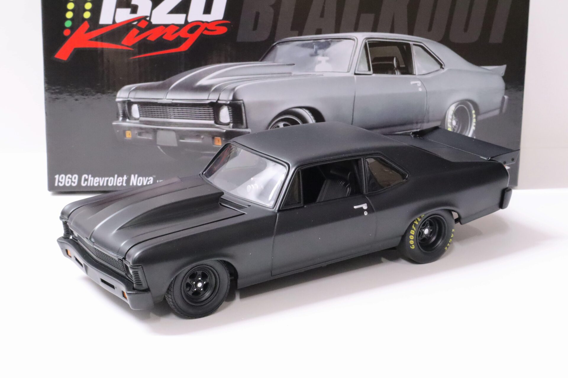 ID 60066 orig.jpg 1:18 GMP 1969 Chevrolet Nova Coupe 1320 Kings matt black