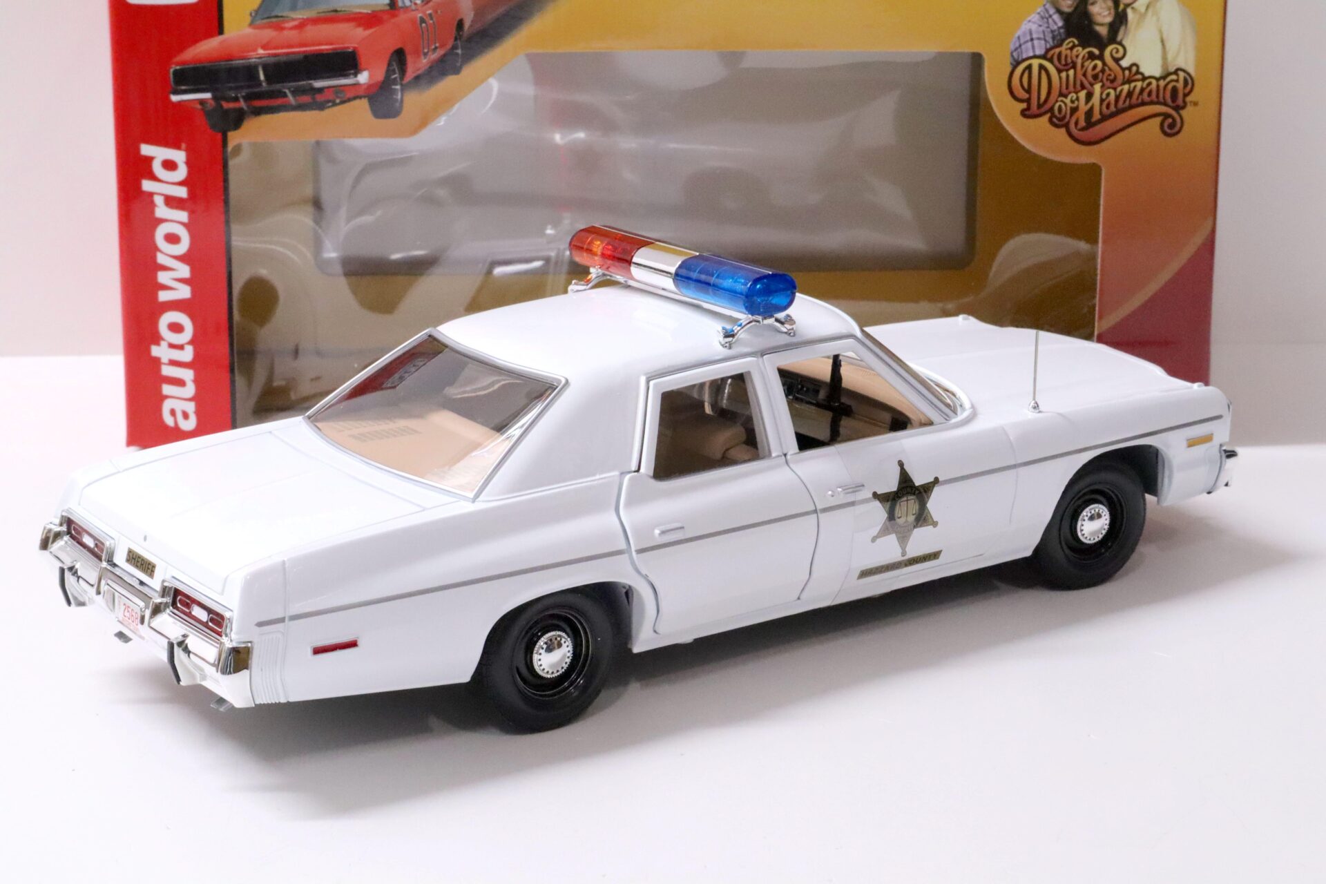 1:18 Auto World 1975 Dodge Monaco Police Car Hazzard Country Dukes of Hazzard