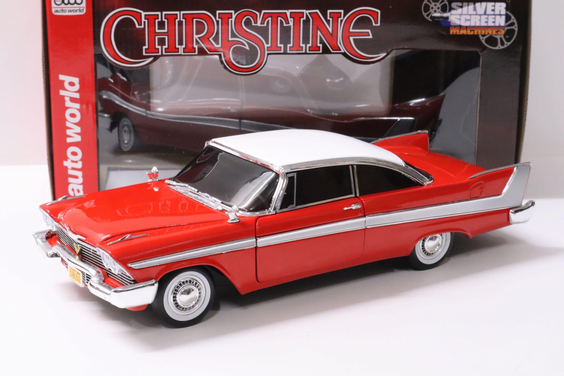 ID 60224 orig.jpg 1:18 Auto World 1958 Plymouth Fury CHRISTINE red/ white roof
