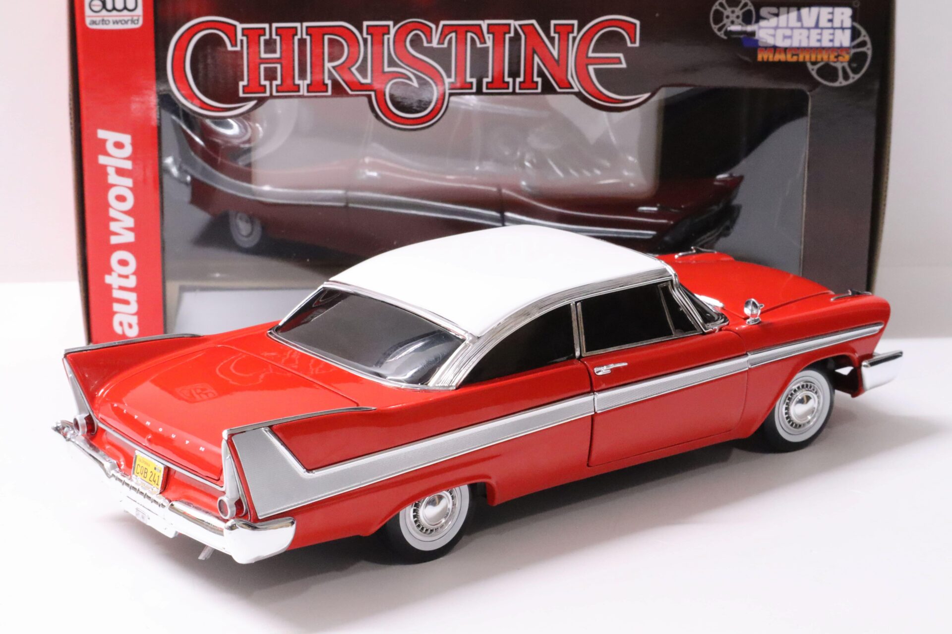 1:18 Auto World 1958 Plymouth Fury CHRISTINE red/ white roof