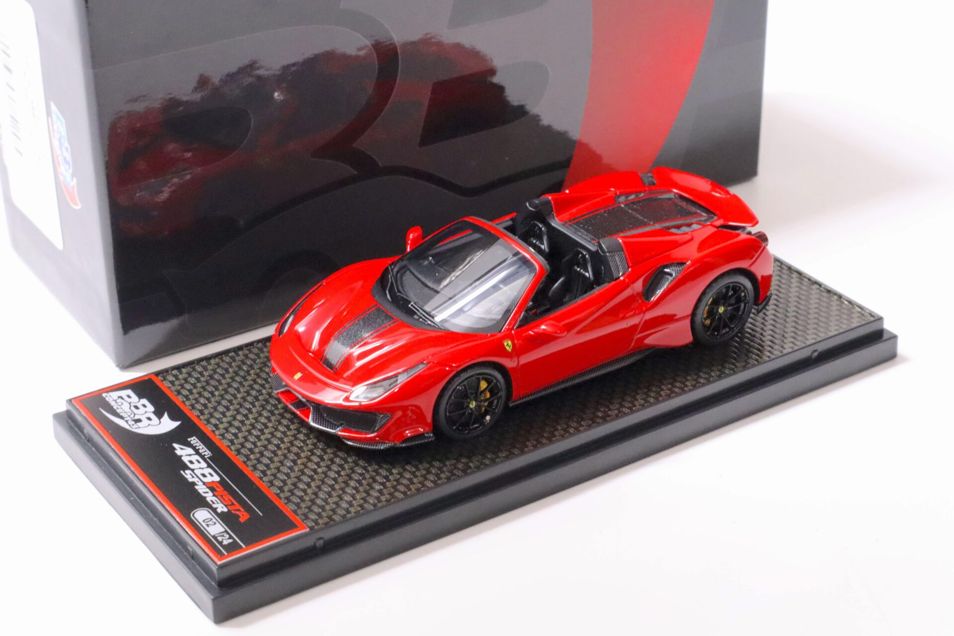 ID 60342 orig.jpg 1:43 BBR Ferrari 488 Pista Spider Rosso Corsa 322 red/ black stripe - Limited 24 pcs.