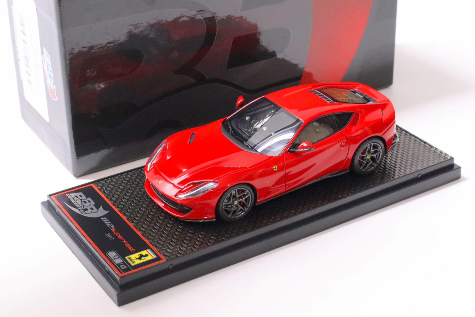 1:43 BBR Ferrari 812 Superfast Rosso Corsa 322 red/ grey wheel - Limited 48 pcs.