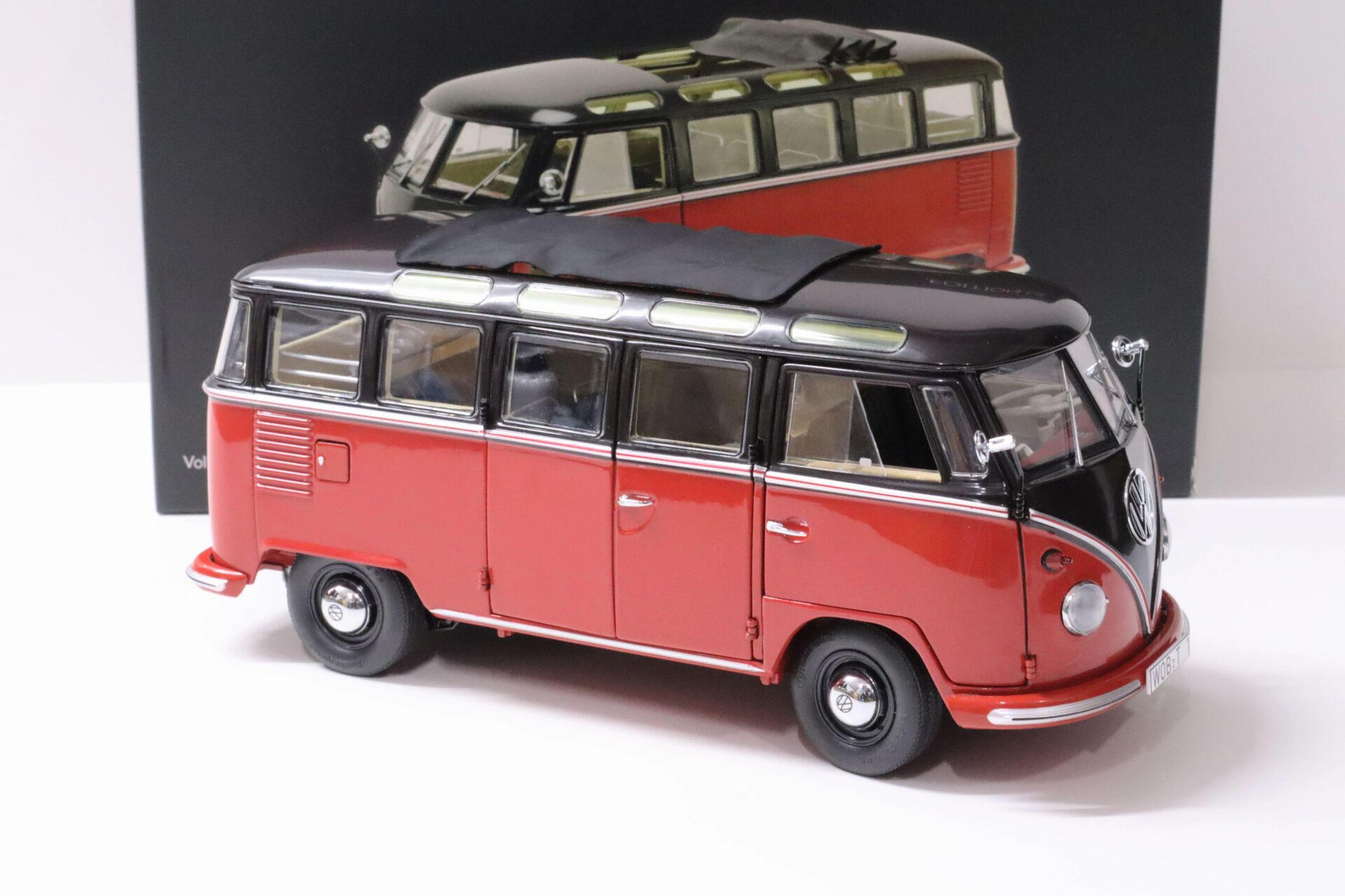 1:18 Schuco VW T1 Samba Bus black/ red