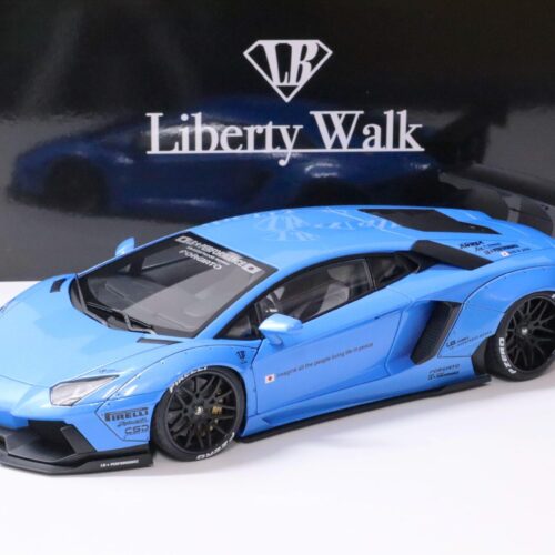 1:18 AUTOart LB-WORKS Lamborghini Aventador metallic sky blue