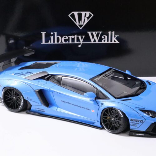 1:18 AUTOart LB-WORKS Lamborghini Aventador metallic sky blue
