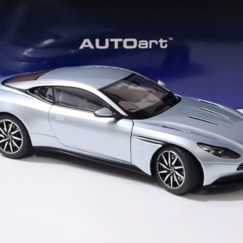 1:18 AUTOart Aston Martin DB11 Coupe Skyfall silver metallic