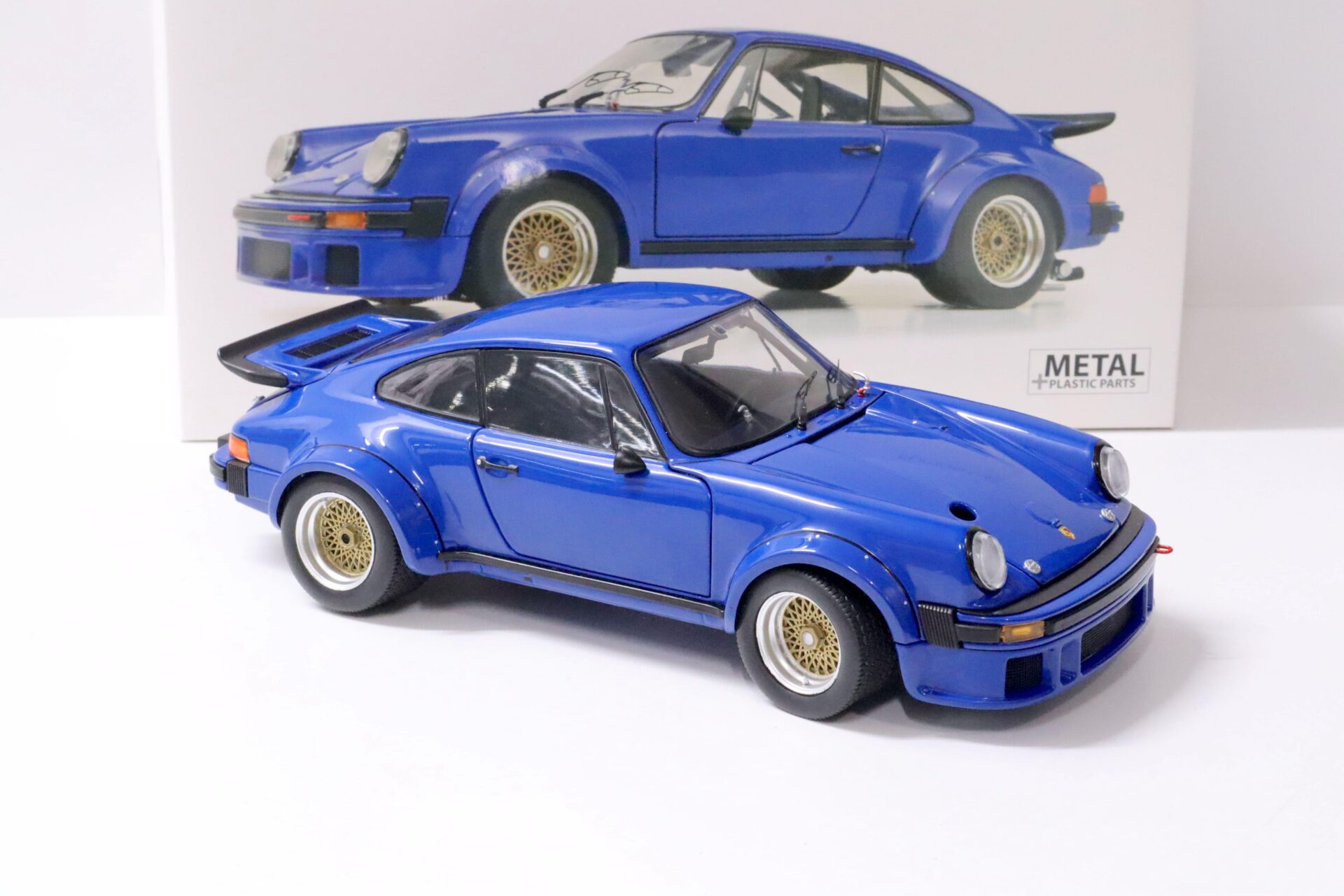1:18 Schuco Porsche 934 RSR Street Plain monaco blue