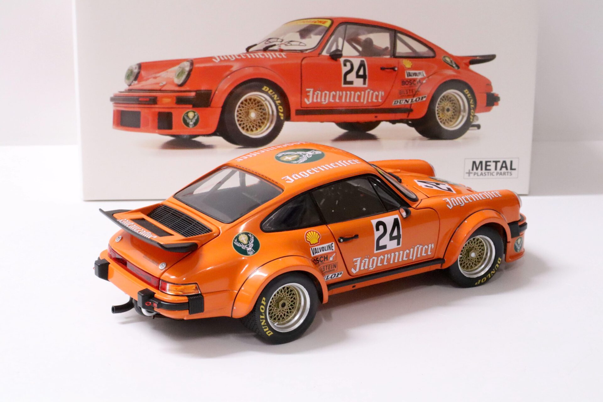 1:18 Schuco Porsche 934 RSR Jägermeister Max Moritz #24 orange