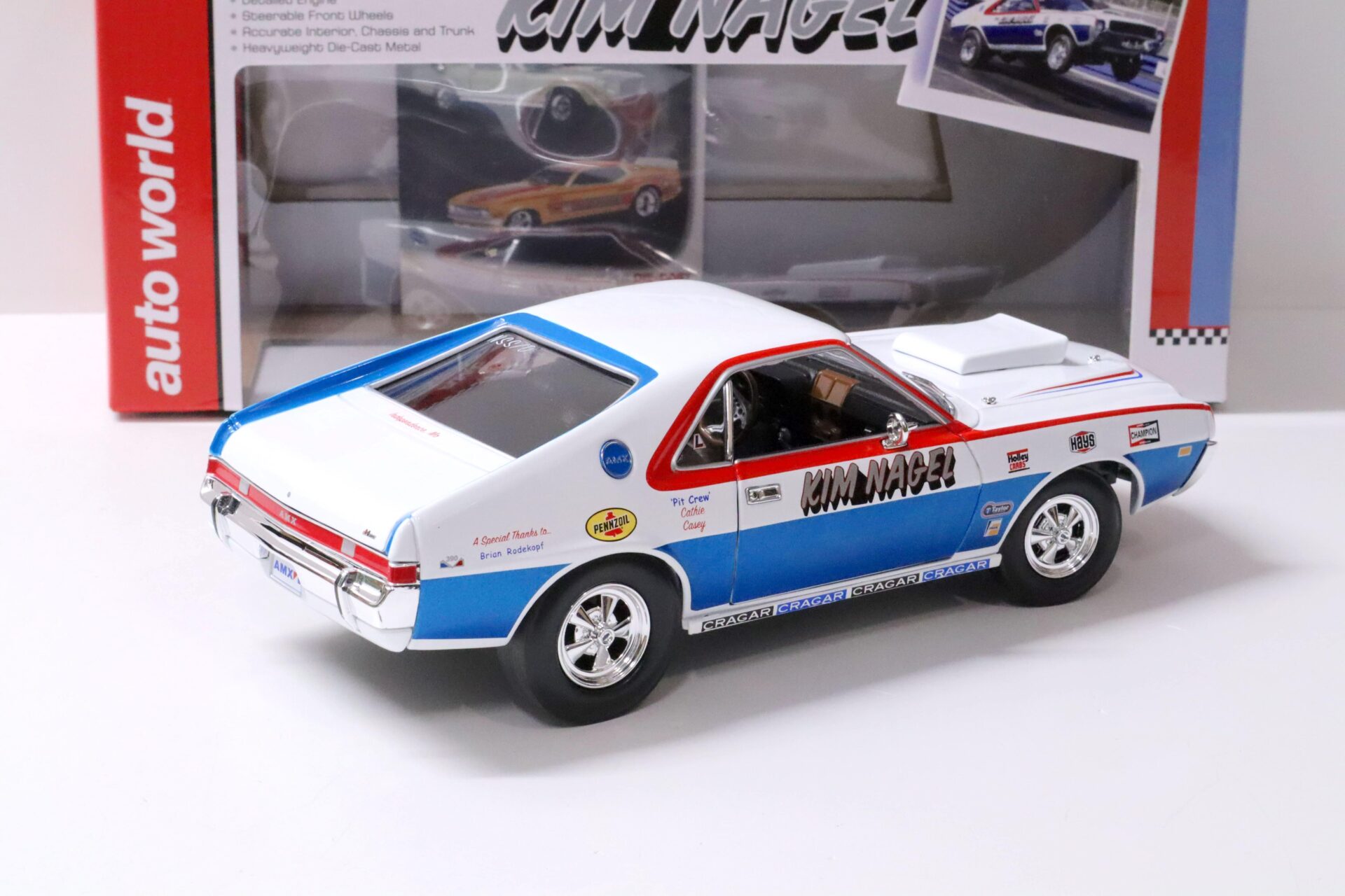 1:18 Auto World AMC AMX Hurst S/S 1969 Kim Nagel white