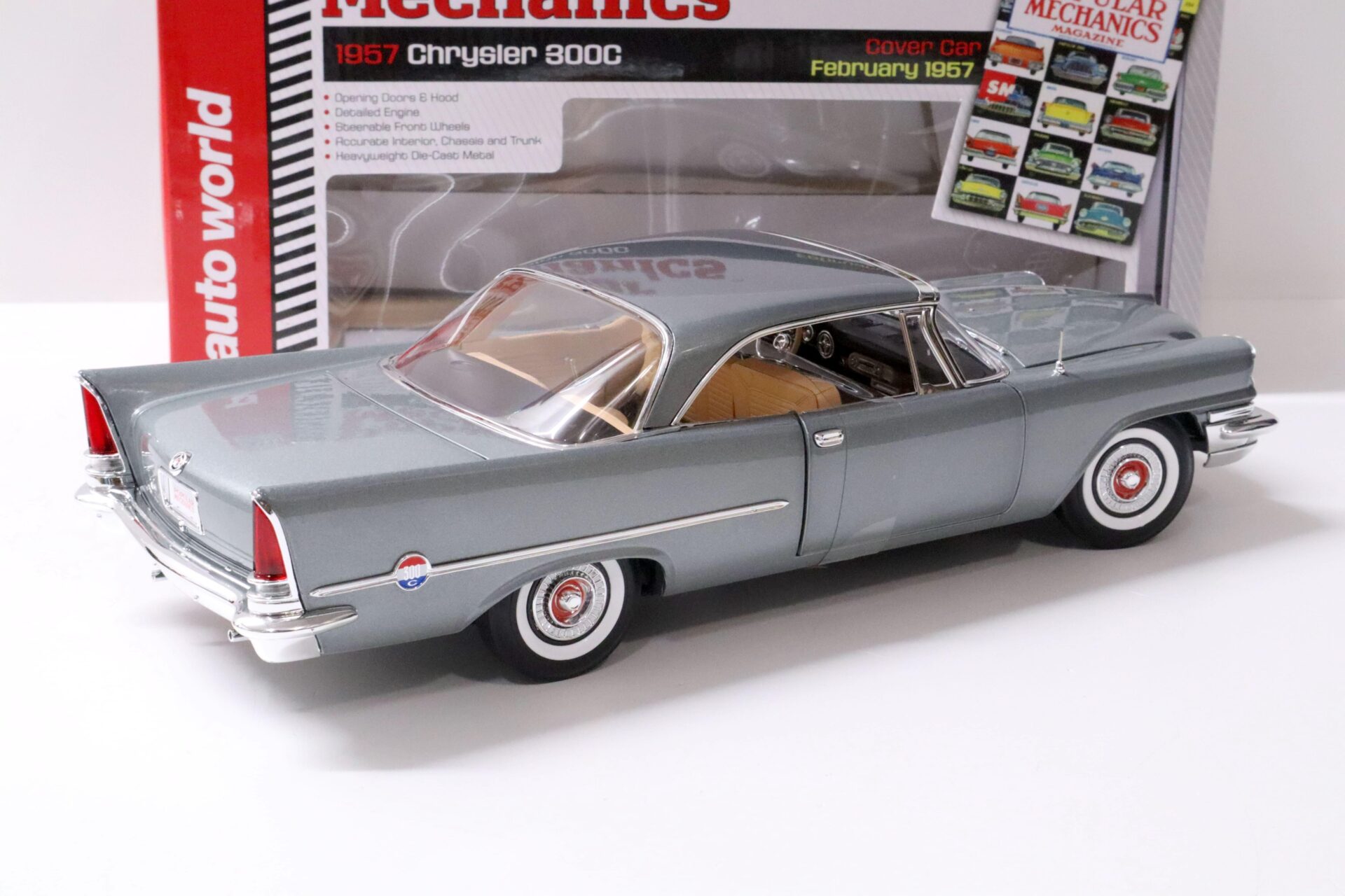 1:18 Auto World Chrysler 300C Coupe 1957 light grey Popular Mechanics