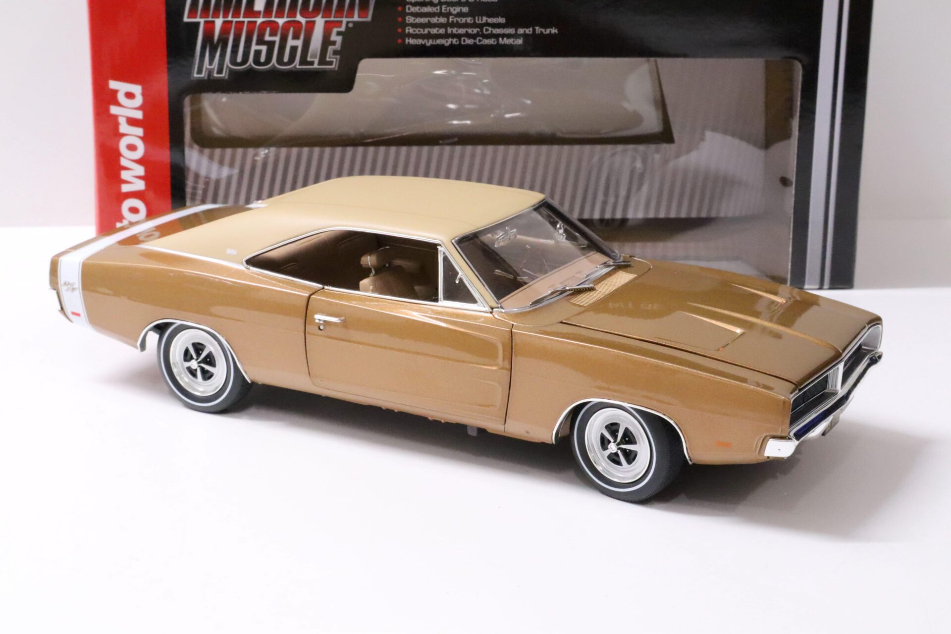 1:18 Auto World 1969 Dodge Charger R/T SE Coupe bronze metallic