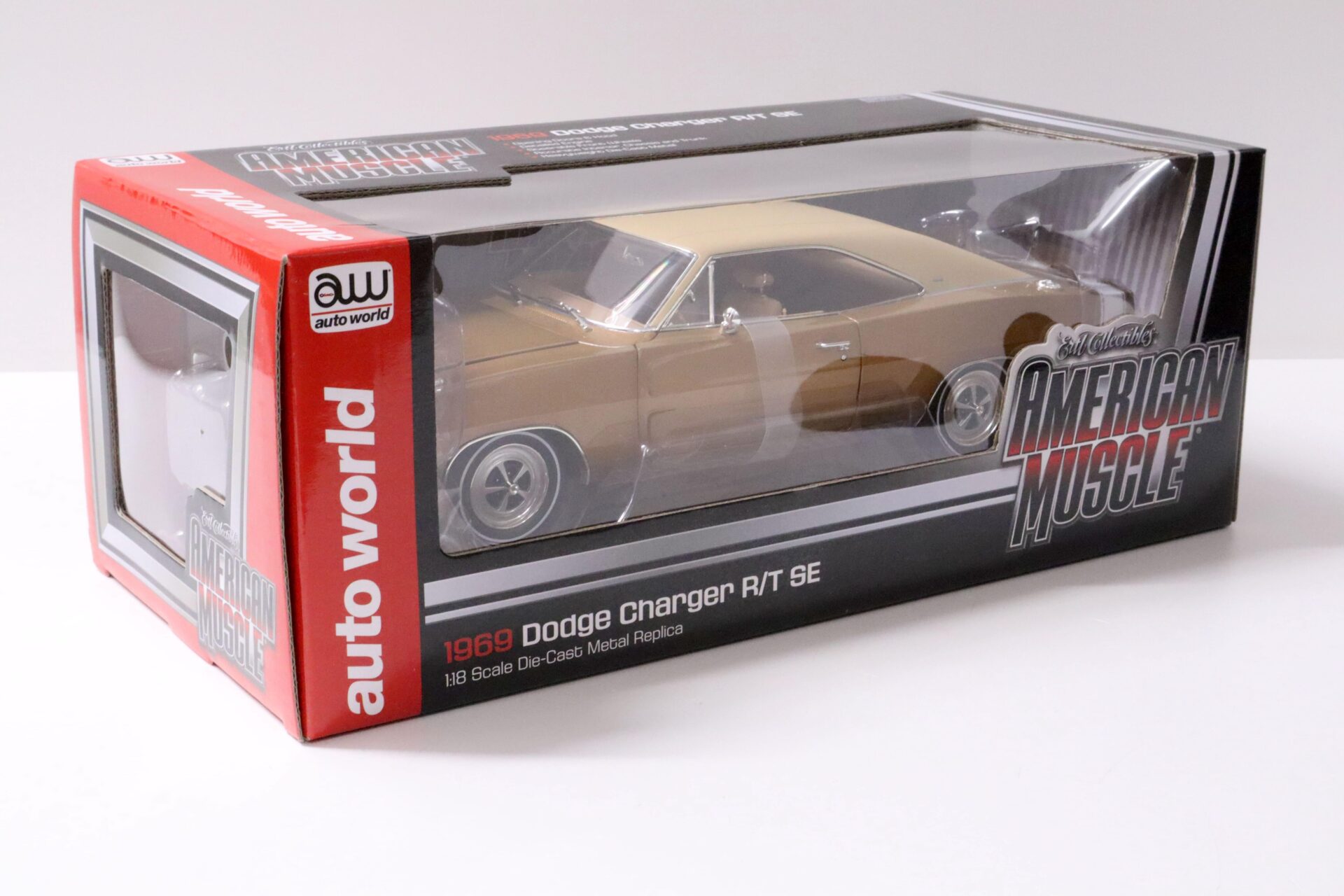 1:18 Auto World 1969 Dodge Charger R/T SE Coupe bronze metallic