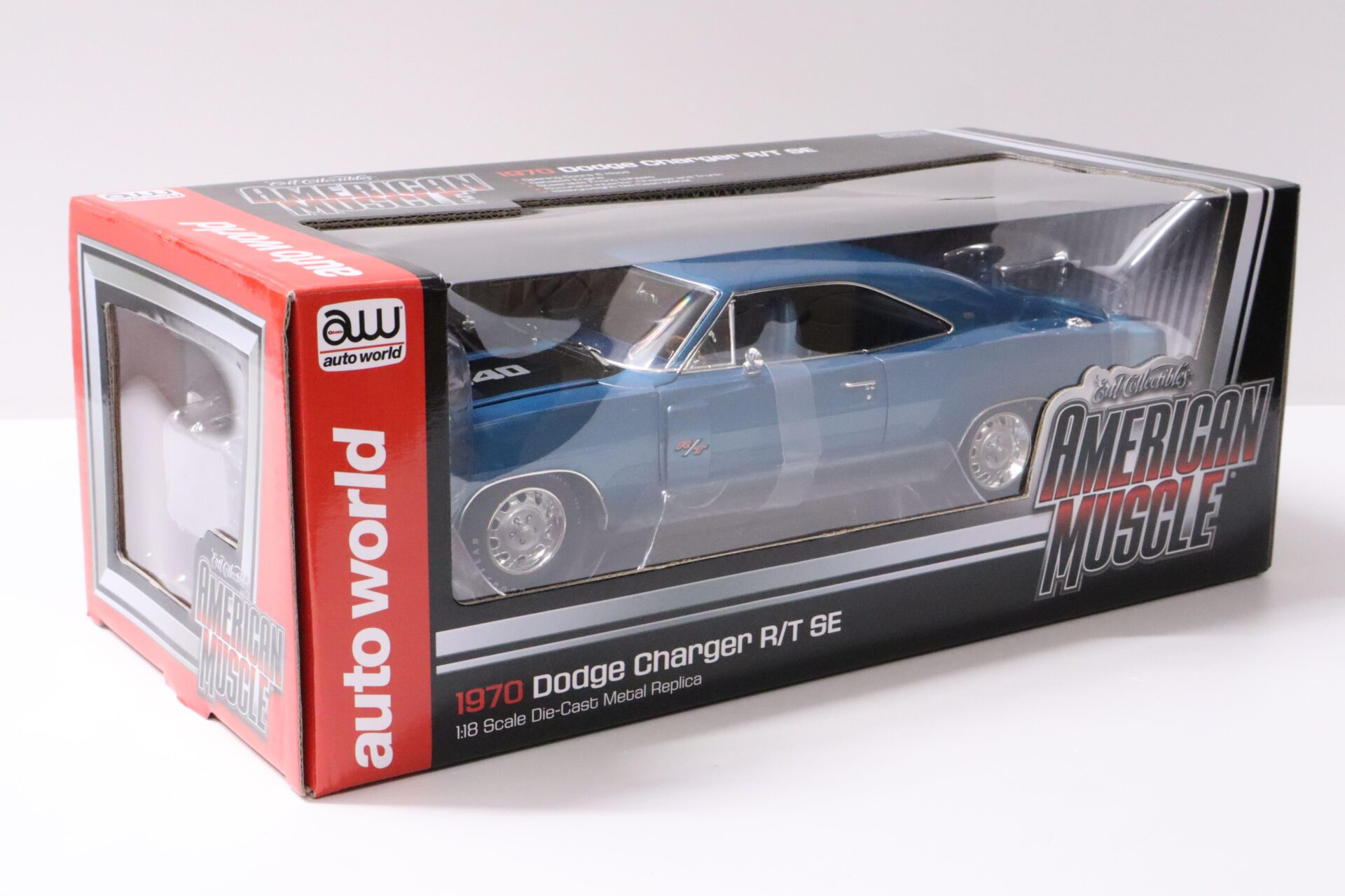 1:18 Auto World 1970 Dodge Charger 440 R/T SE Coupe blue metallic