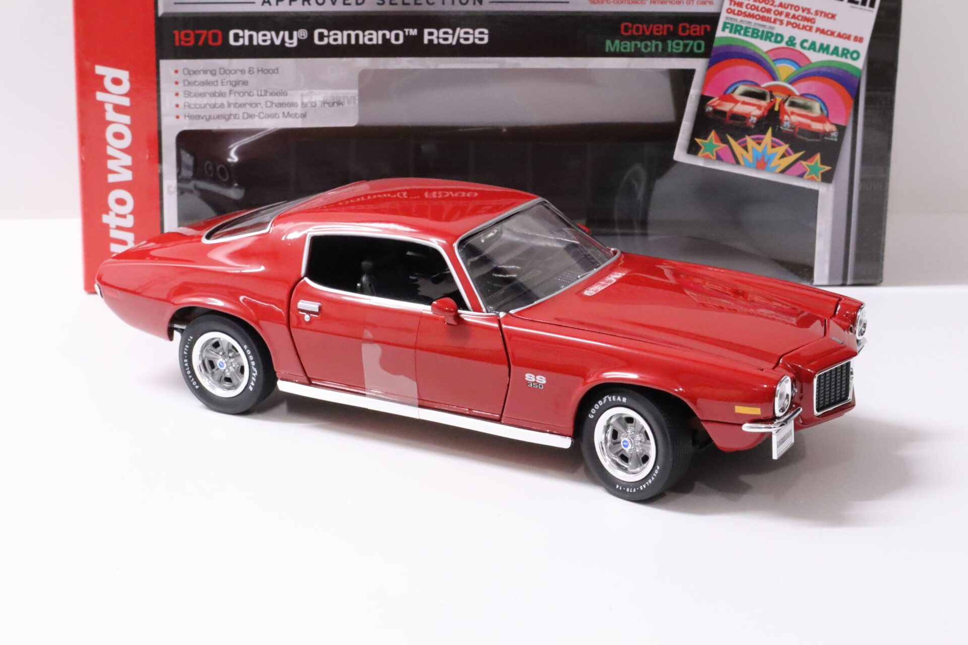 1:18 Auto World 1970 Chevrolet Camaro RS/SS Coupe red CAR and DRIVER