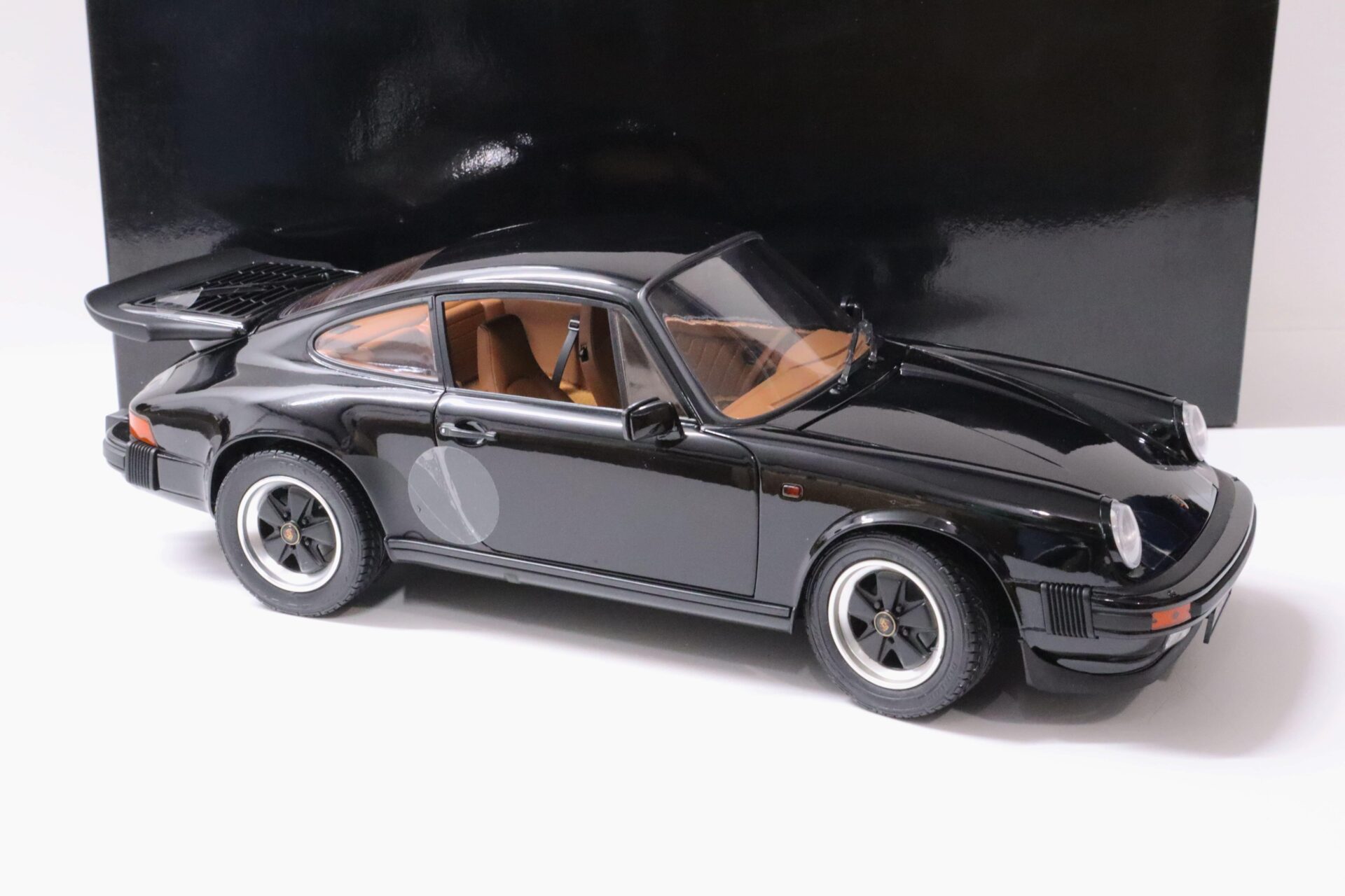 1:12 Premium ClassiXXs Porsche 911 Carrera 3.2 Coupe with Spoilerkit black