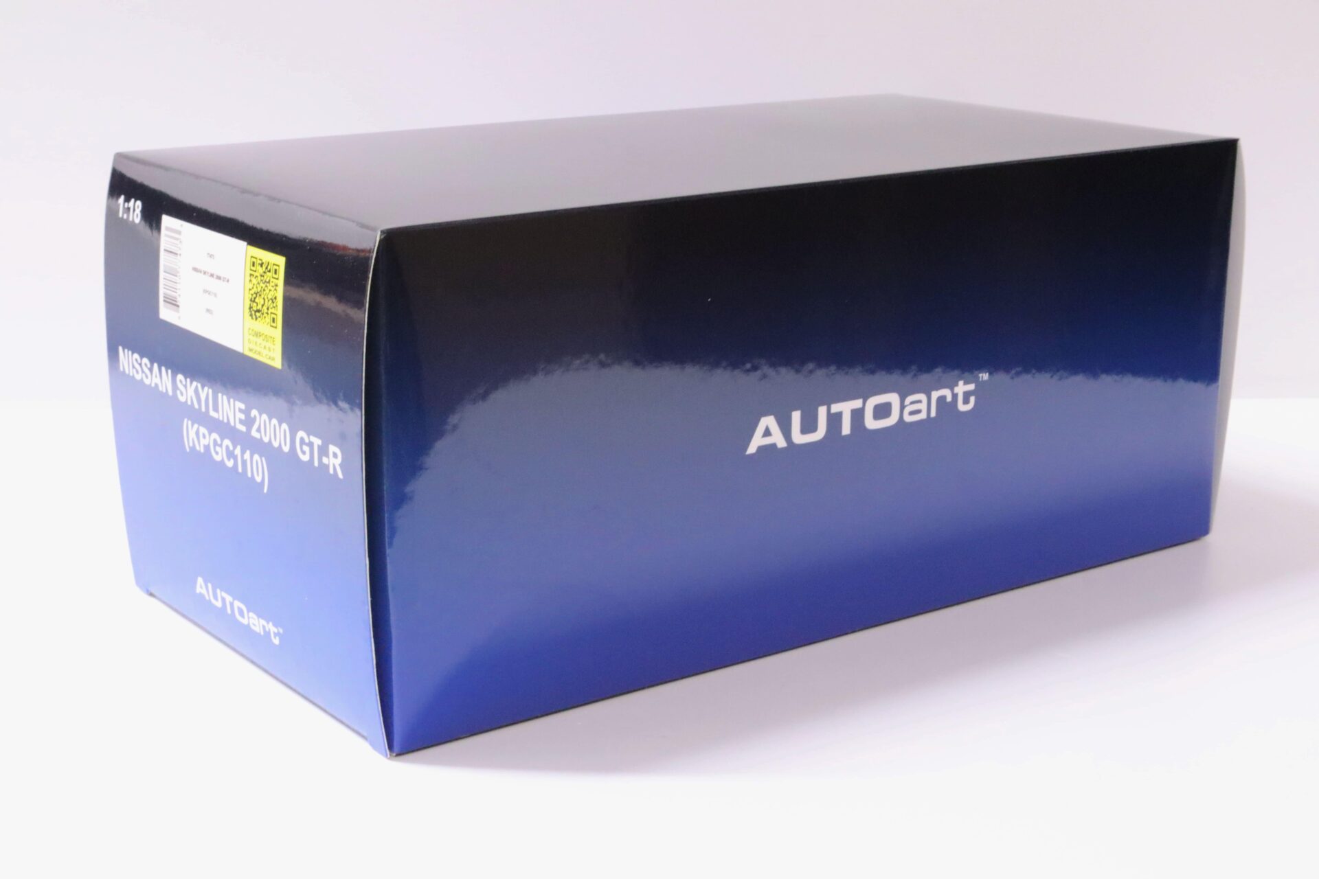 1:18 AUTOart Nissan Skyline 2000 GT-R (KPGC110) red 1973