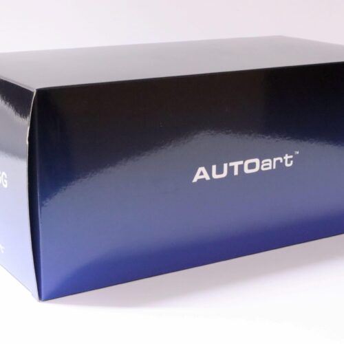 1:18 AUTOart Koenigsegg ONE:1 Pebble white/ Carbon black 2014