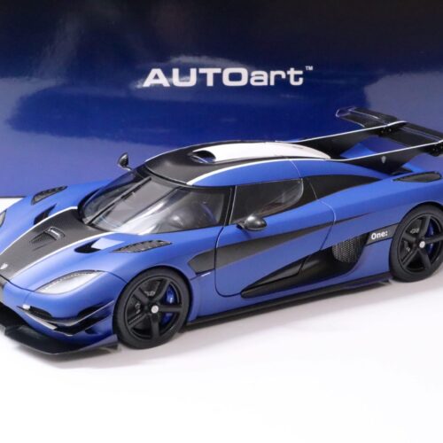1:18 AUTOart Koenigsegg ONE:1 Matt Imperial blue/ Carbon black 2014