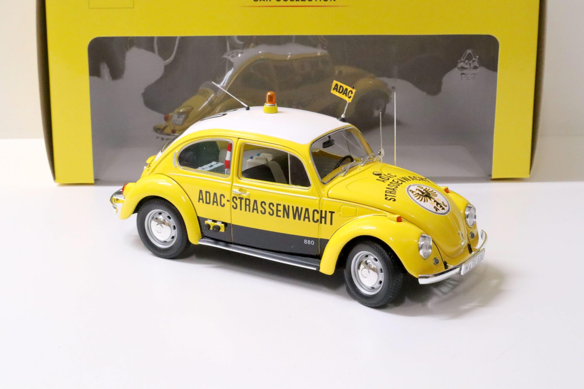 1:18 Minichamps VW Käfer 1300 ADAC Strassenwacht 1969 yellow