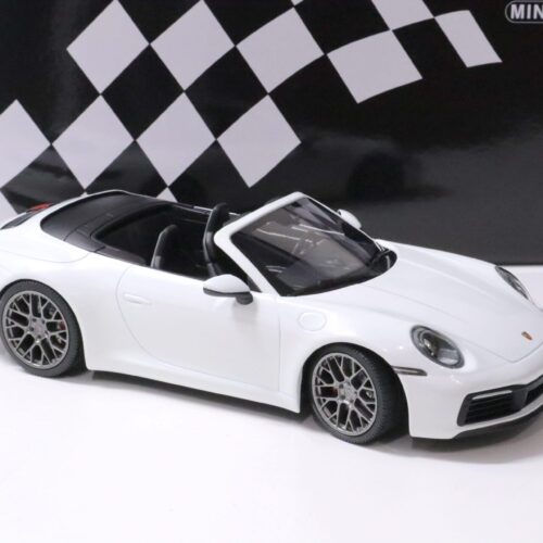 1:18 Minichamps Porsche 911 (992) Carrera 4S Cabriolet white 2019