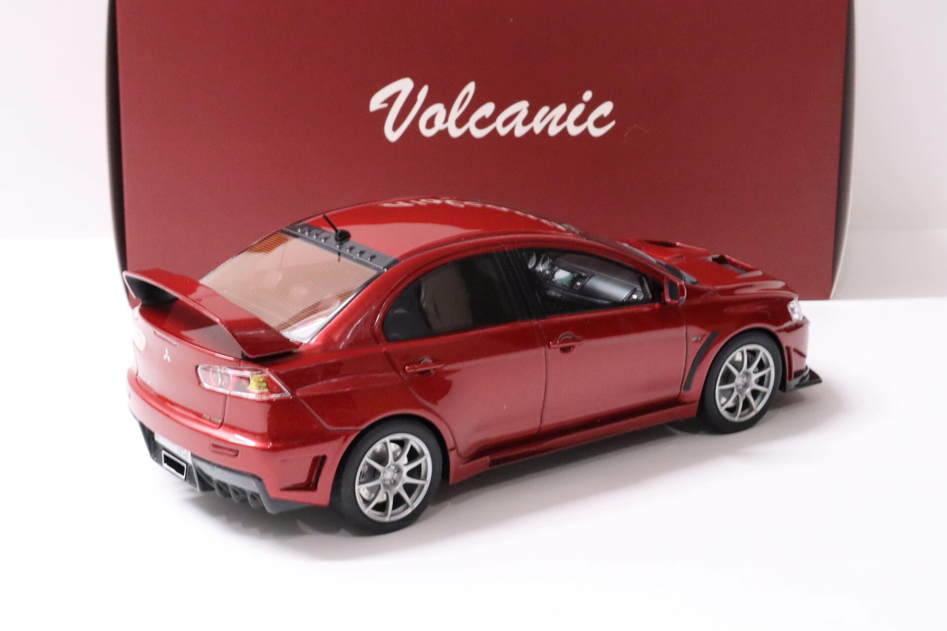 1:18 BM Creations Mitsubishi Lancer Evolution EVO X FQ400 LHD red metallic