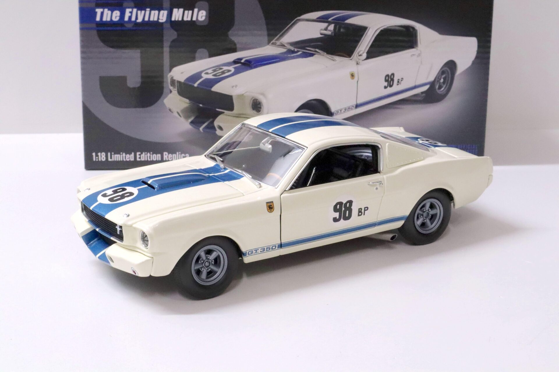 1:18 ACME 1965 Shelby GT350R Prototype "The Flying Mule" #98BP Ken Miles white
