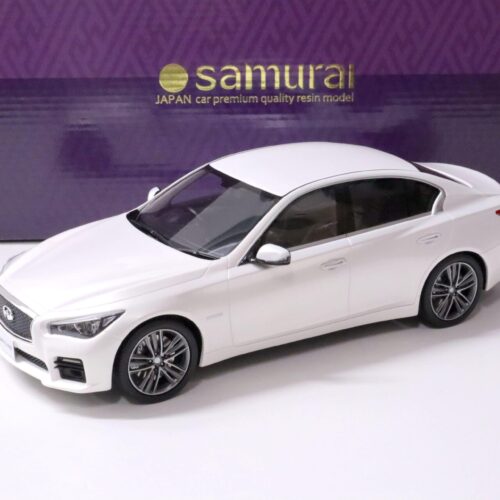 1:18 Kyosho Infinity Skyline 350GT Hybrid white metallic 2015