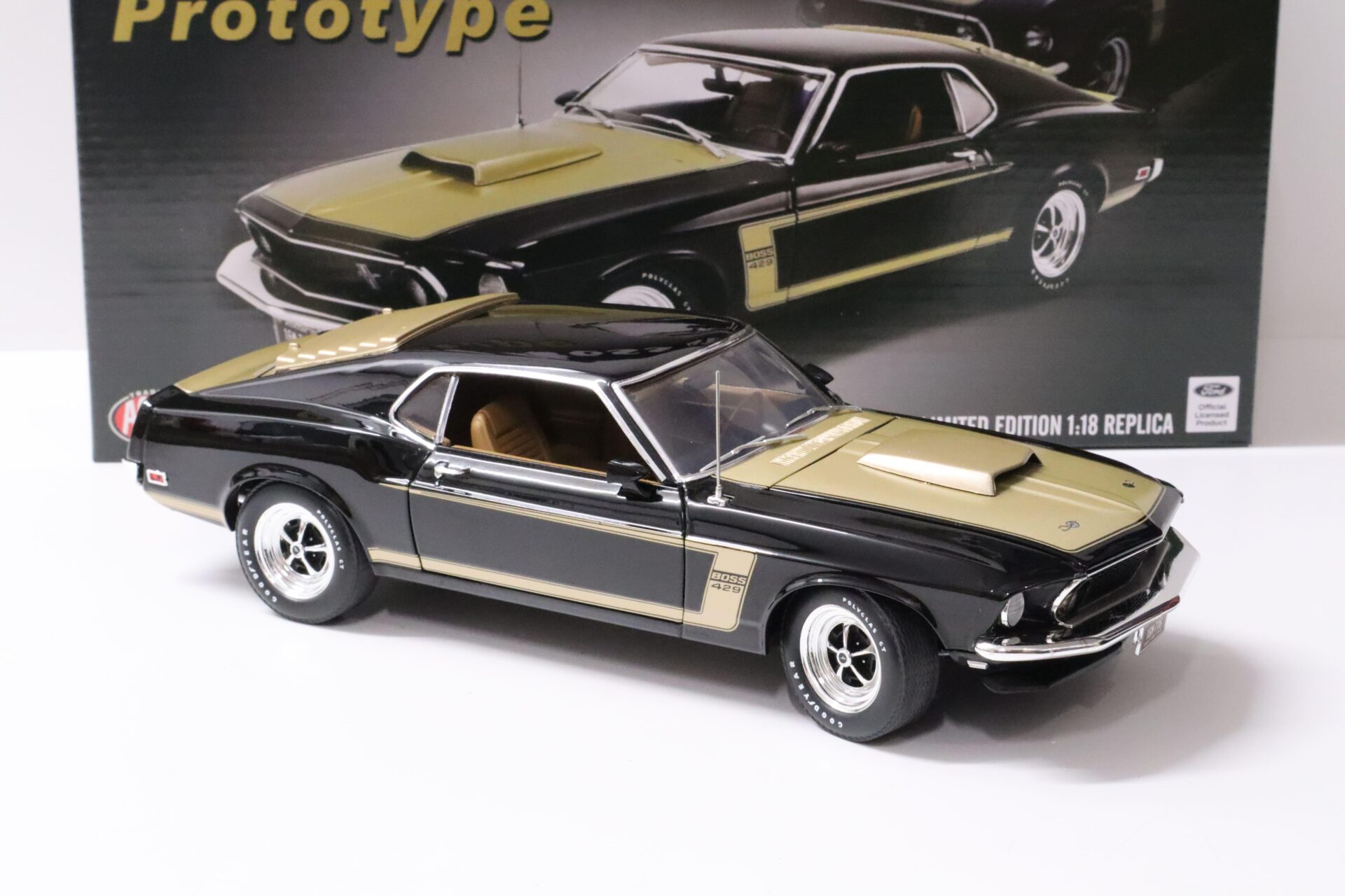 1:18 ACME 1969 Ford Mustang Boss 429 Prototype Coupe black/ gold