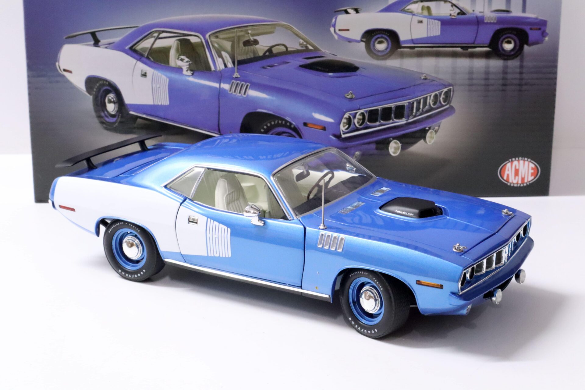 1:18 ACME 1971 Plymouth Hemi Cuda Barracuda Coupe B5 blue/ white