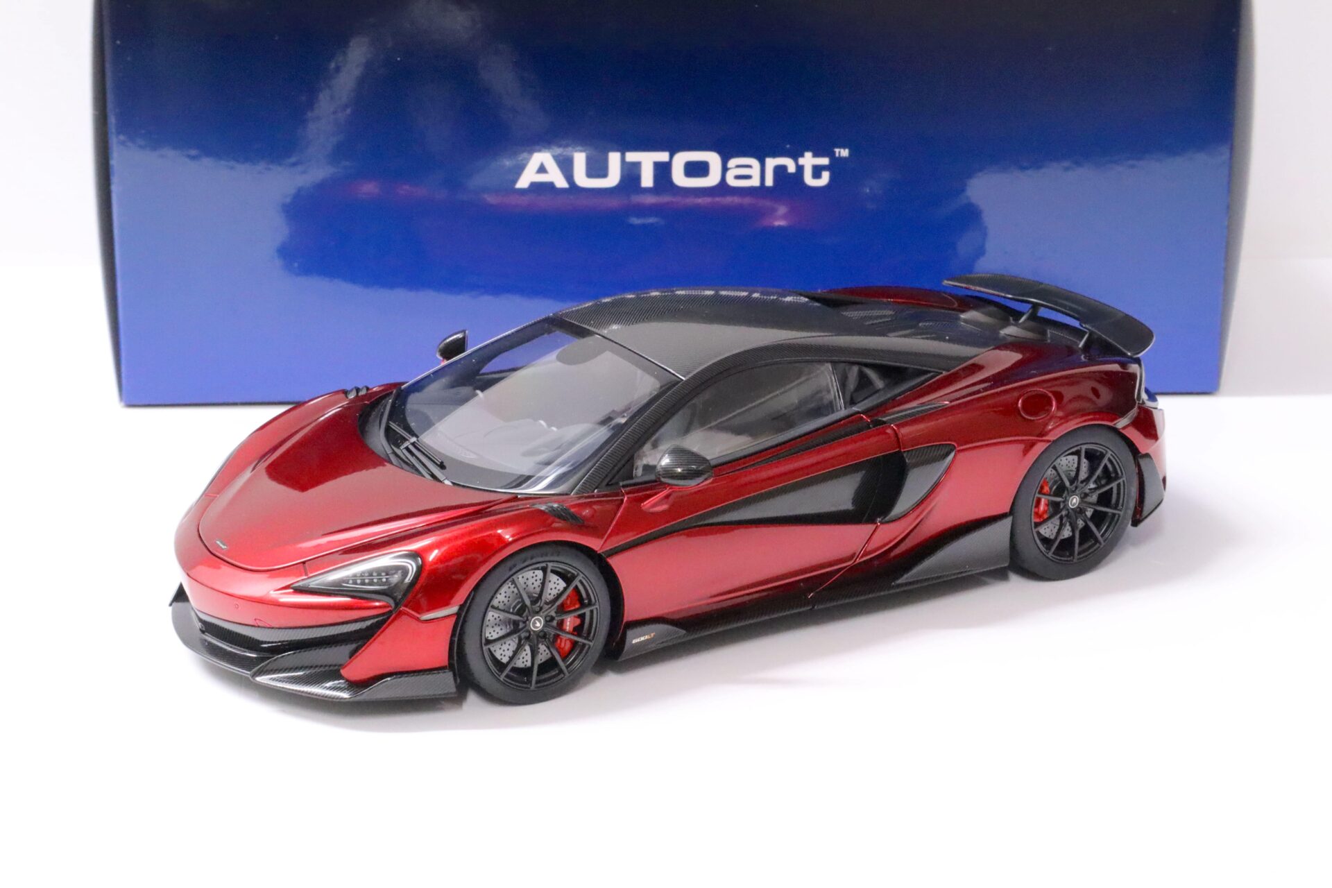 1:18 AUTOart McLAREN 600LT Coupe 2019 Vermillion red